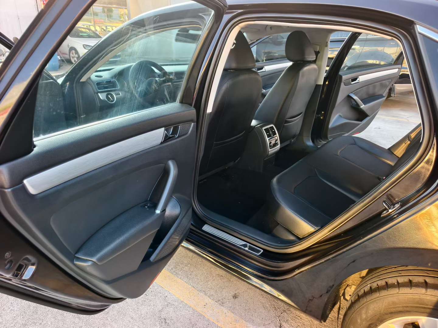Volkswagen Passat 9