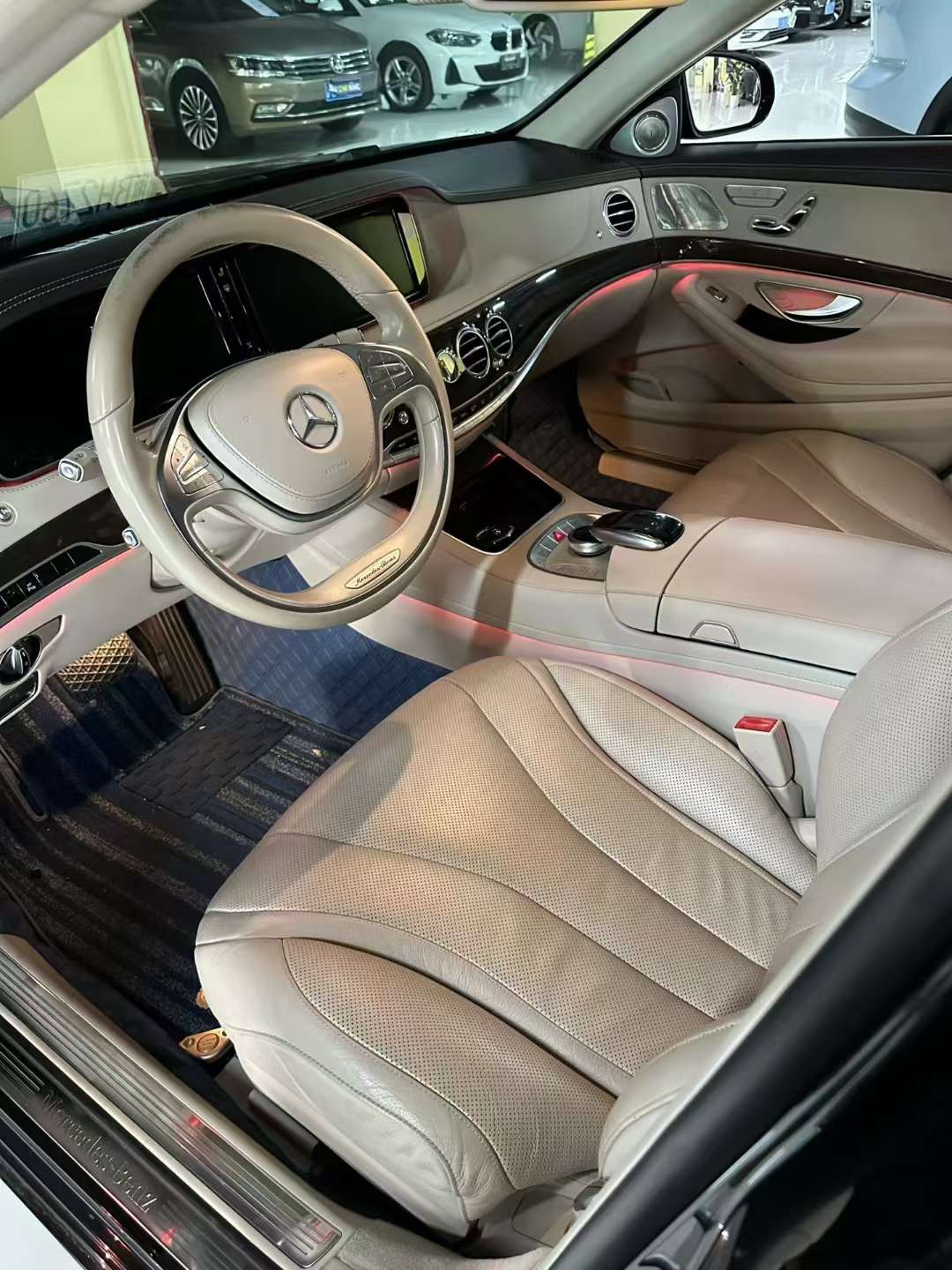 Mercedes-Benz S-Class S320 4
