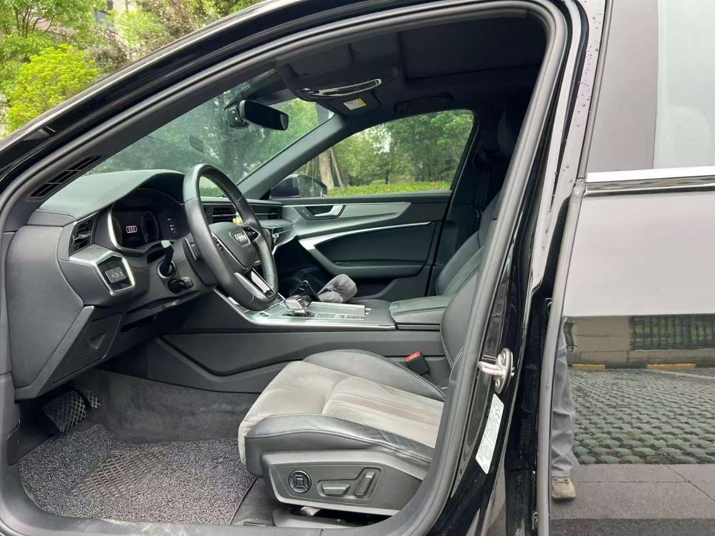 Audi A6L 2.0T 40 Luxury Dynamic 6