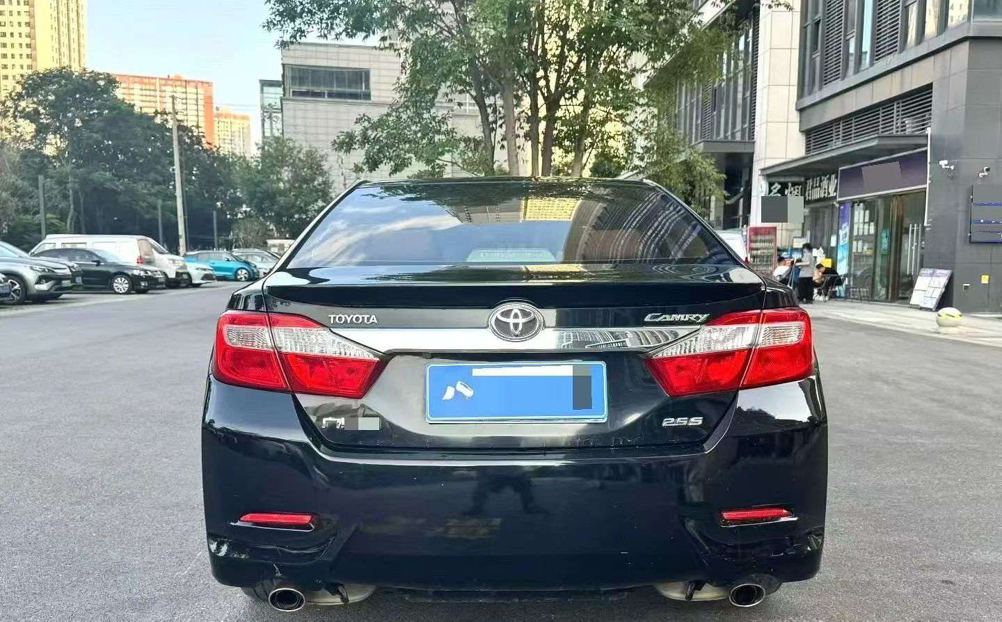 Toyota Camry 7