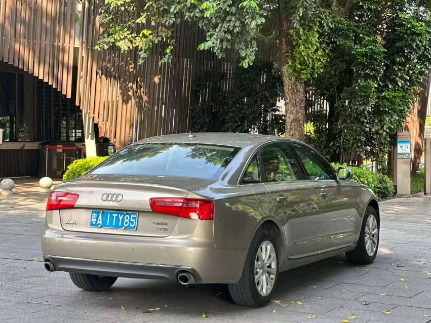 Audi A6L 2.0T Standard Edition 4