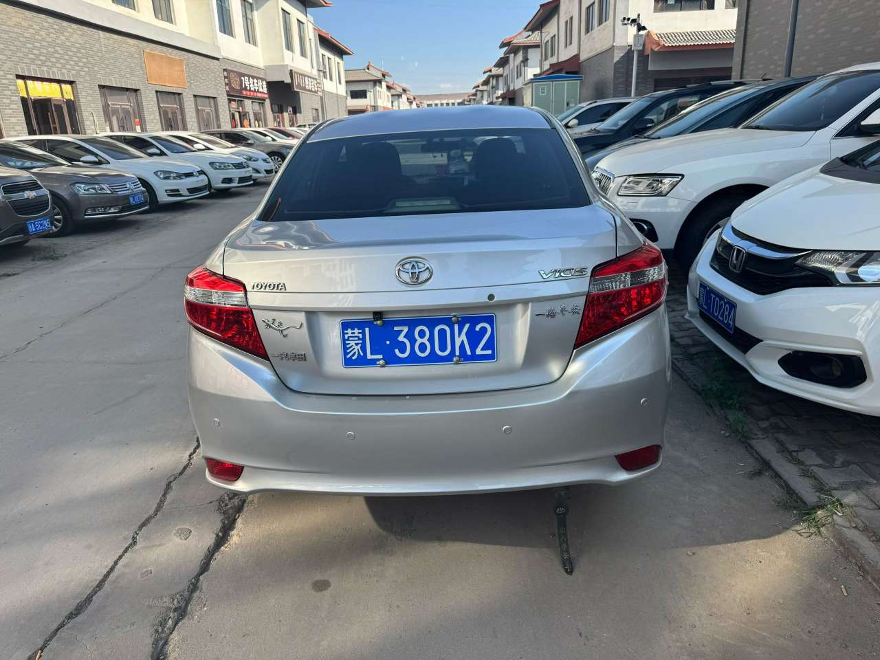 Toyota Vios 4