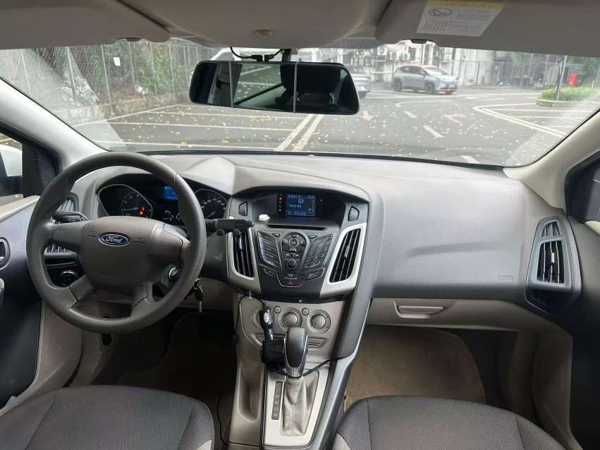 Ford Focus 5