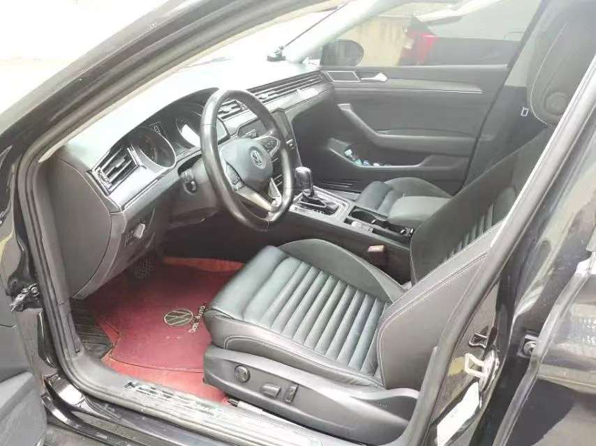 Volkswagen Magotan 2.0T 330TSI Leading 5