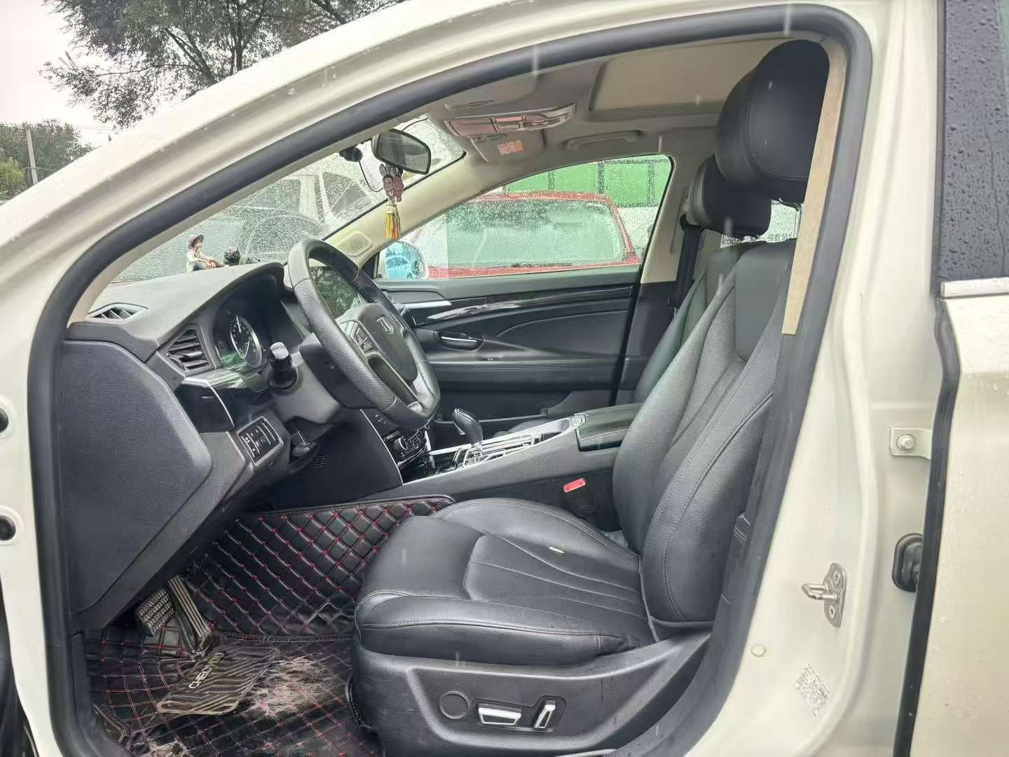 Geely Borui 2.4L Automatic Sunroof 3