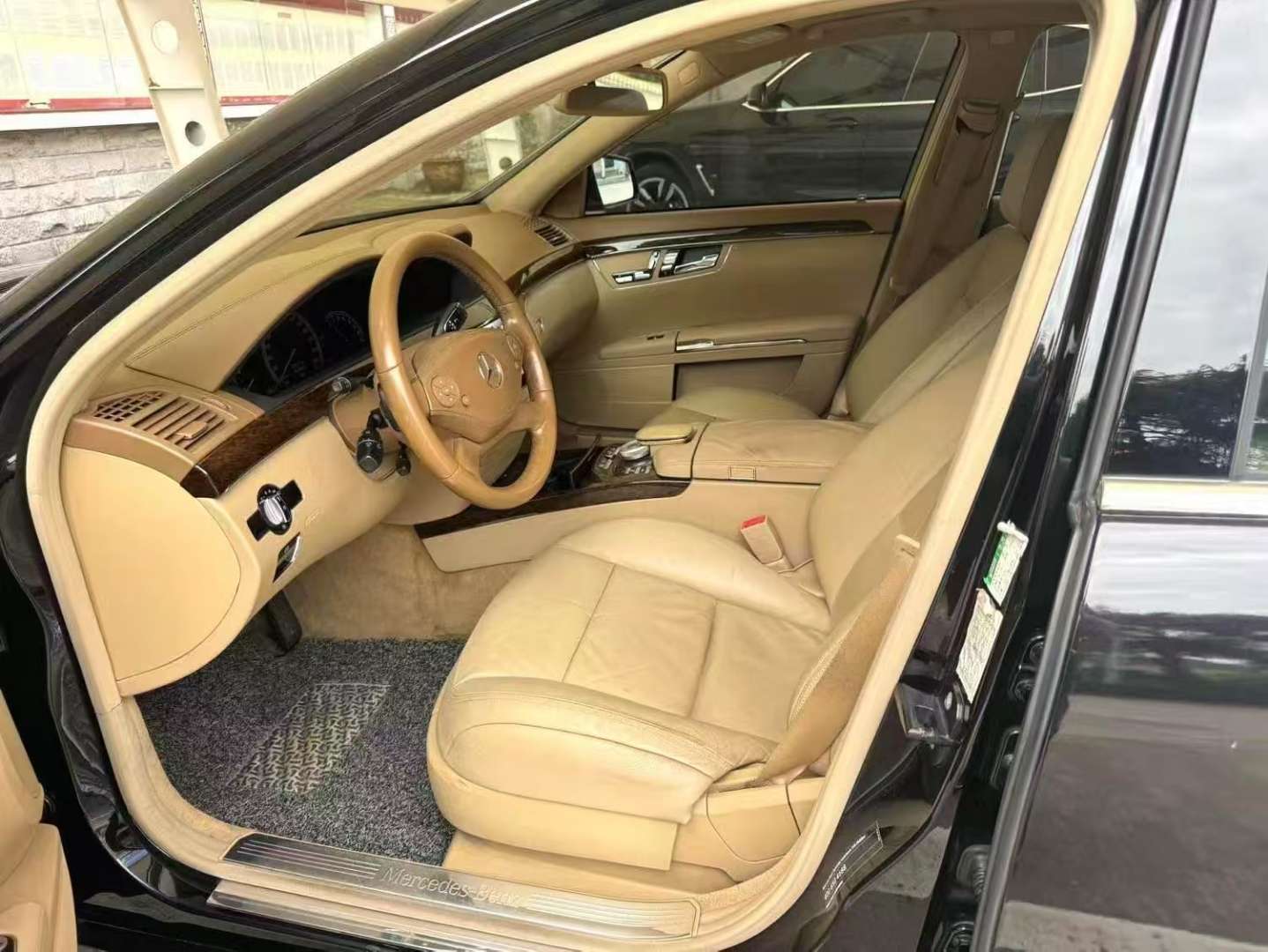 Mercedes-Benz S-Class 3.0L Business Edition 5