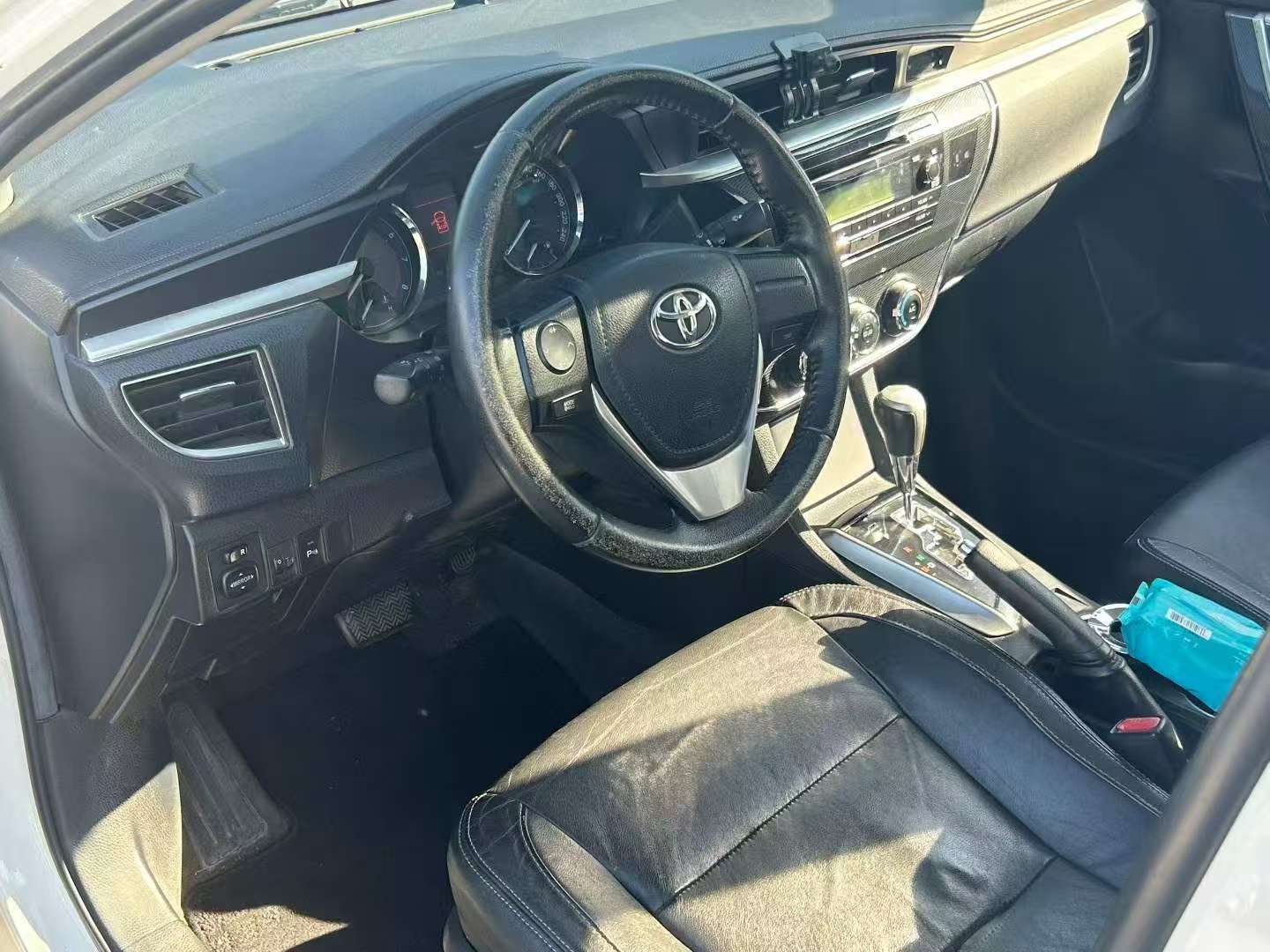 Toyota Corolla 2015 1.6L Automatic Sunroof Leather Edition 7