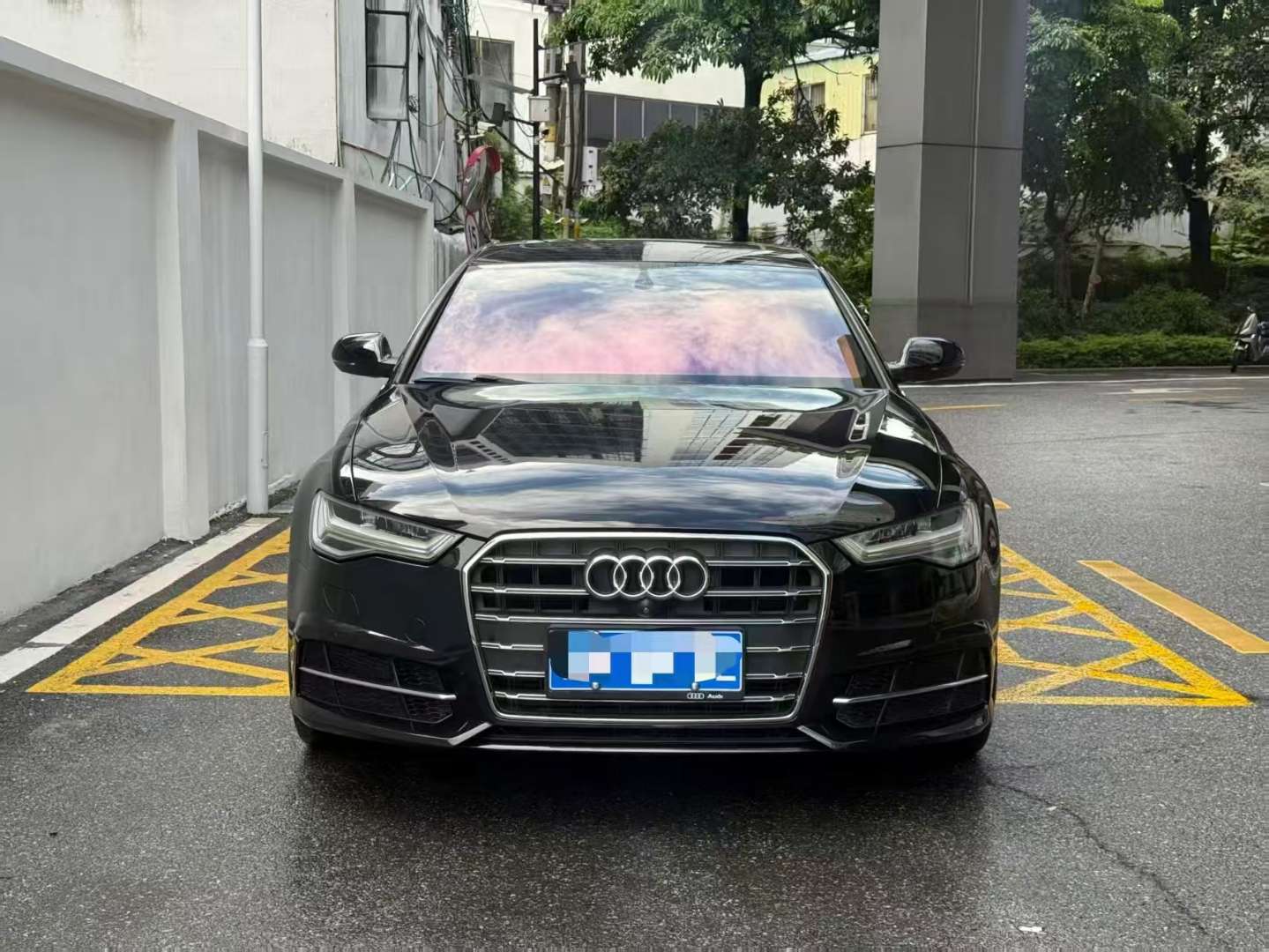 Audi A6L 30th Anniversary Edition 35 Sport 2.0T 3