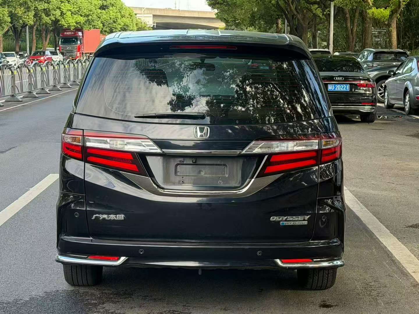 Honda Odyssey 2019 2.0 Hybrid 4