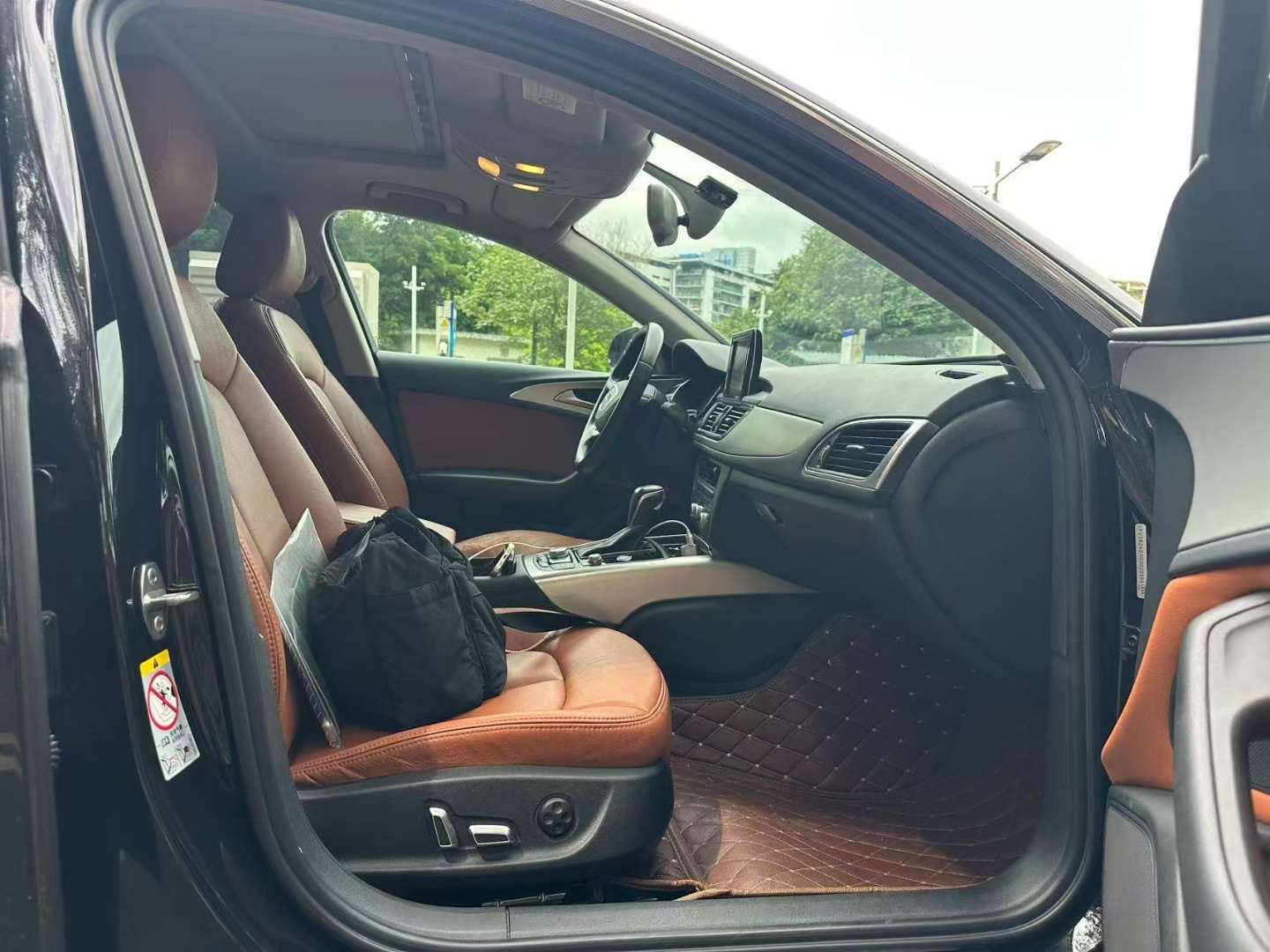 Audi A6L TSI 1.8T Technical Trim 6