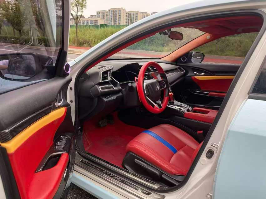 Honda Civic 1.5T Automatic Sunroof Push Start 4