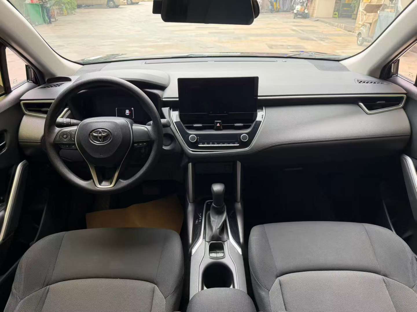 Toyota Frontlander 2.0 Automatic Elite Edition Navigation 7