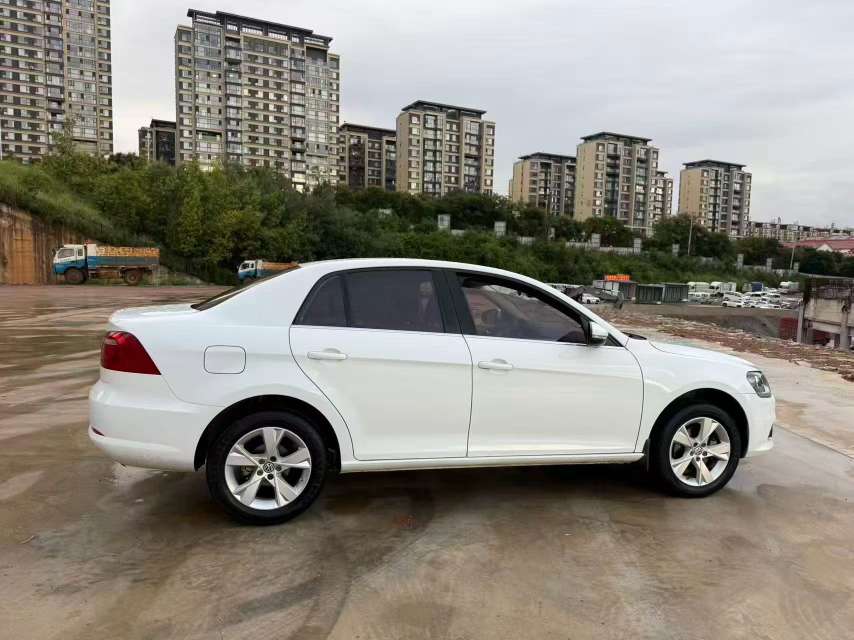 Volkswagen Bora 2014 Facelift 1.6L Manual Sunroof 5