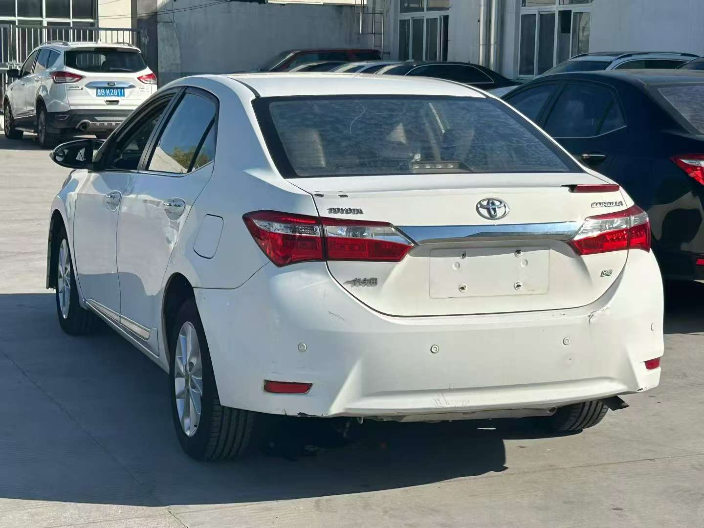 Toyota Corolla 2015 1.6L Automatic Sunroof Leather Edition 6