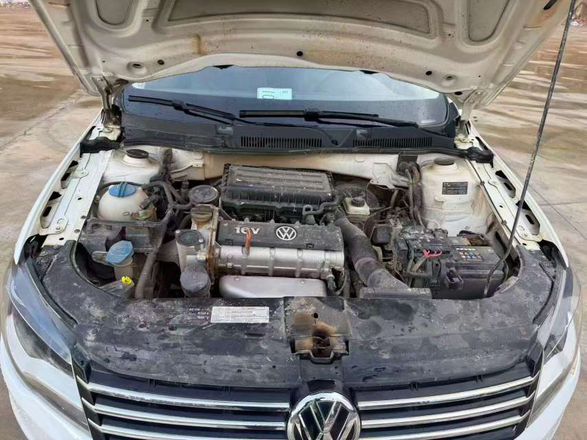 Volkswagen Bora 2014 Facelift 1.6L Manual Sunroof 9