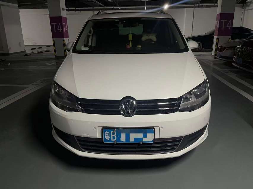 Volkswagen Sharan 1.8T Automatic 8