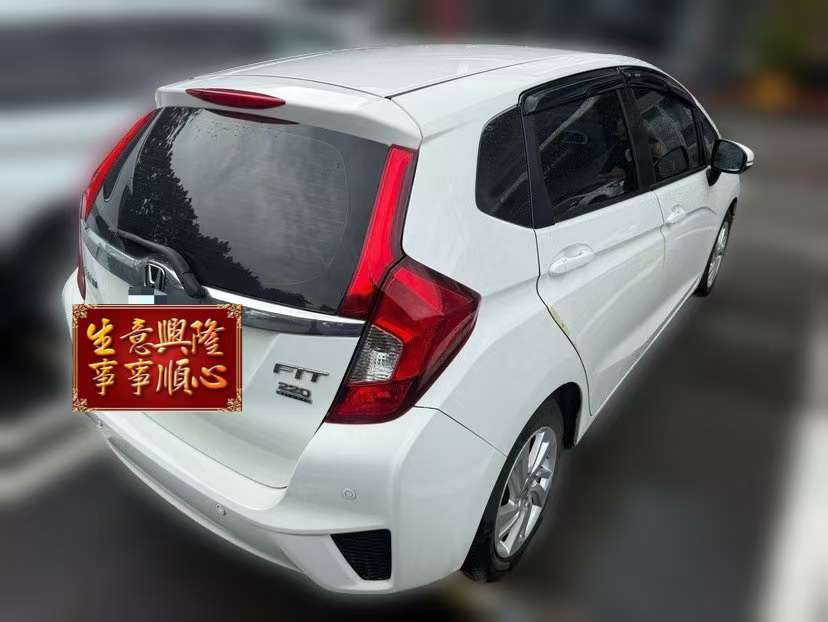 Honda Fit 1.5L Automatic Fashion 6