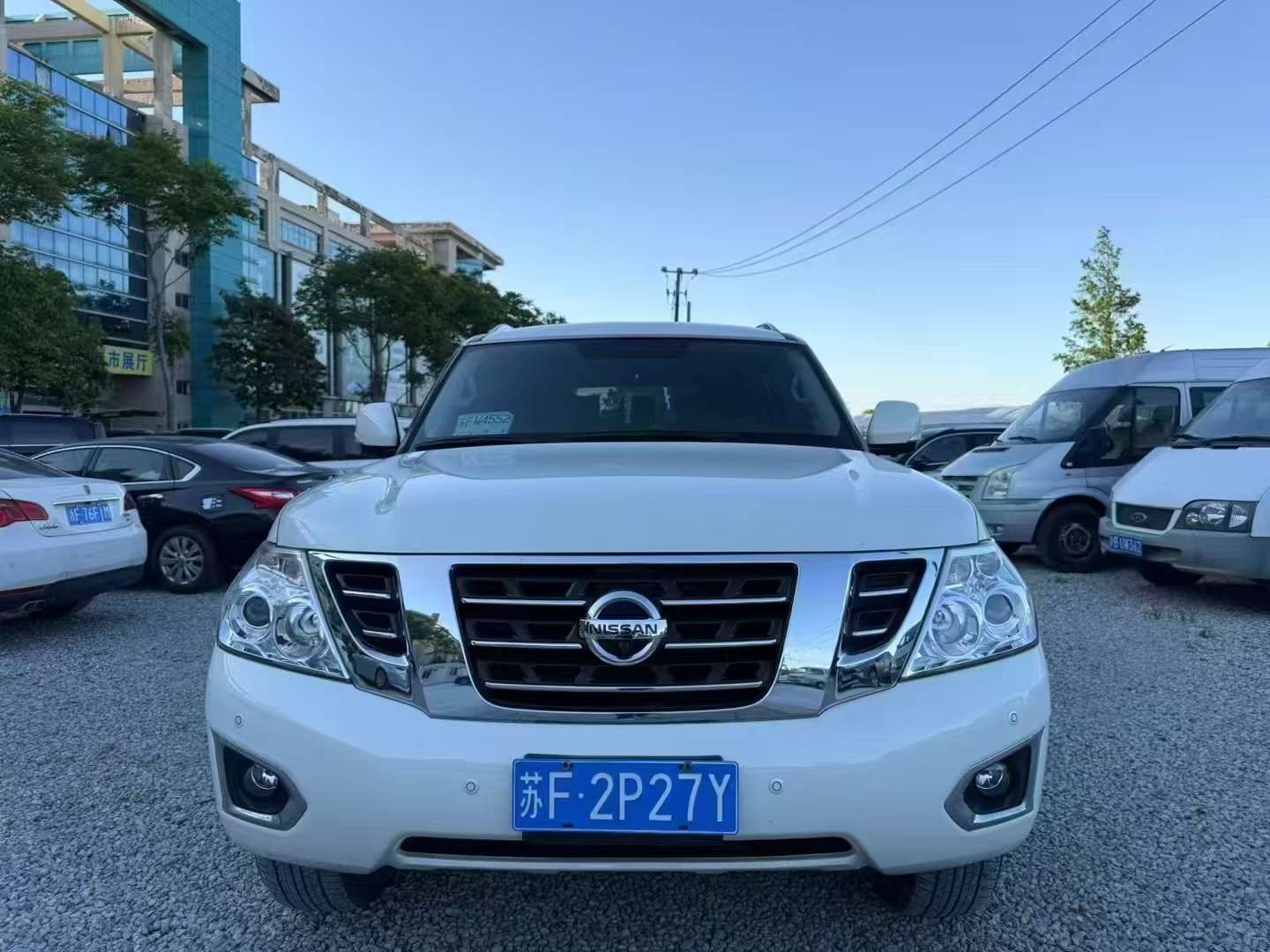 Nissan Patrol 4.0L Middle East SE Version 2