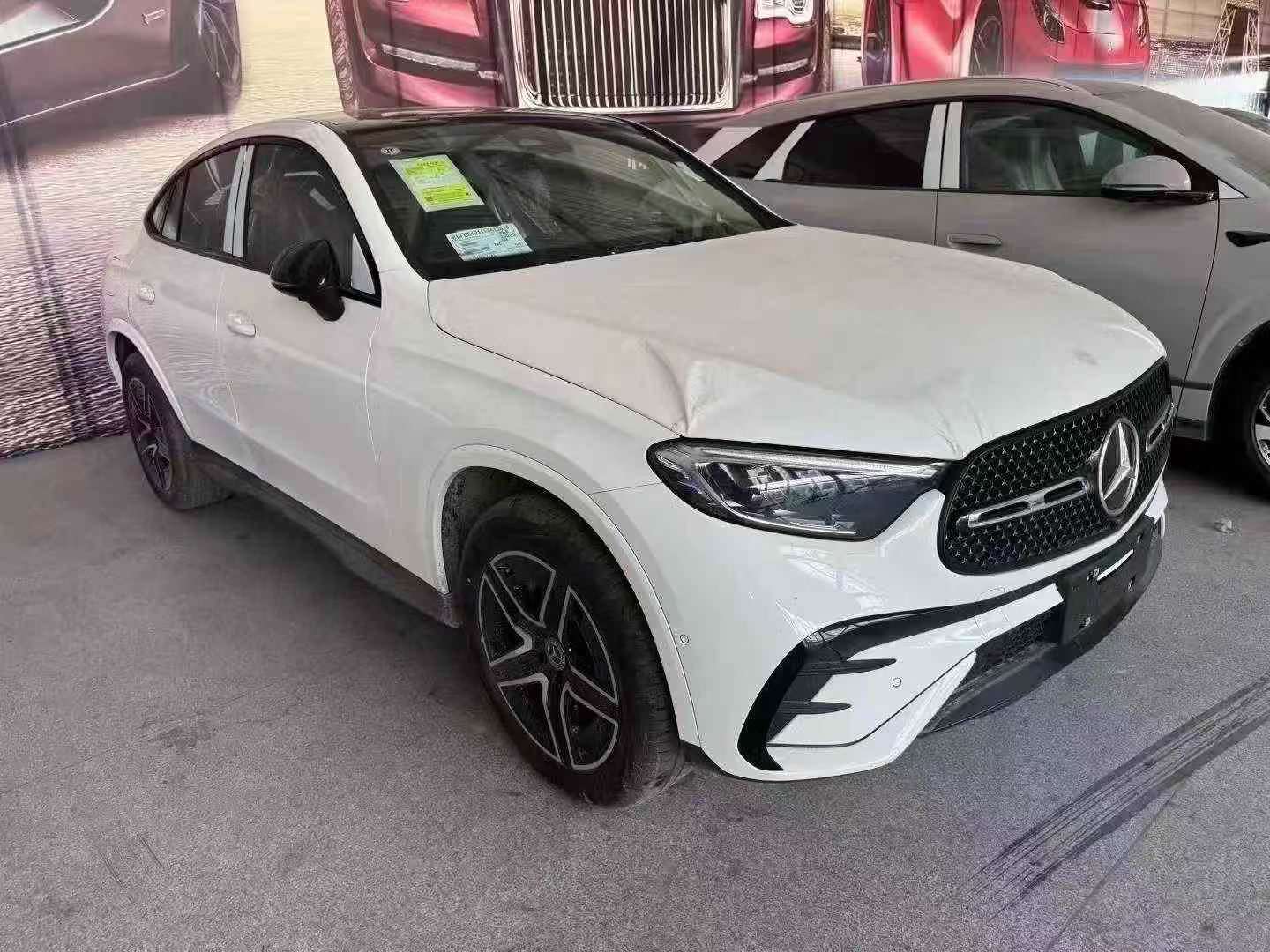 Mercedes-Benz GLC Coupe 2026 Facelift GLC 260 4WD Coupe SUV