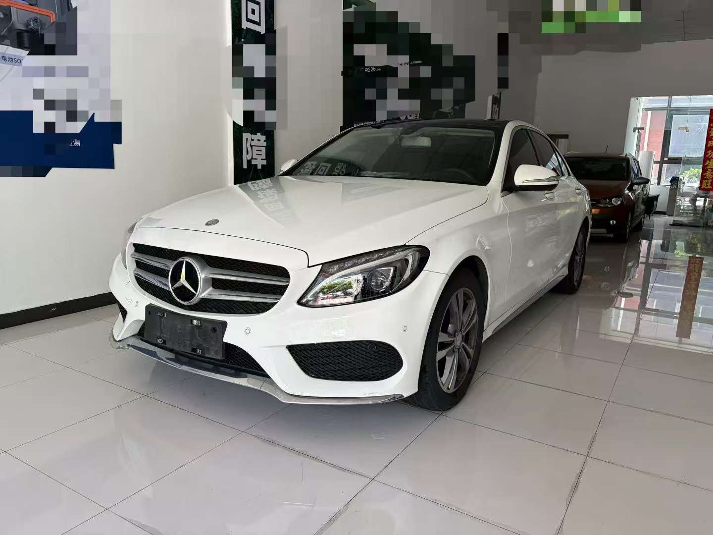 Mercedes-Benz C-Class C200L