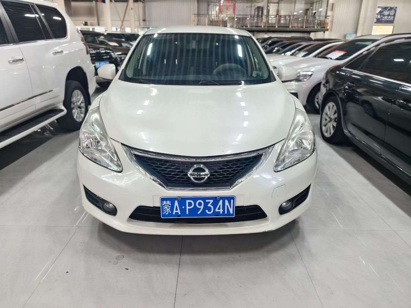 Nissan Tiida 1.6 Automatic