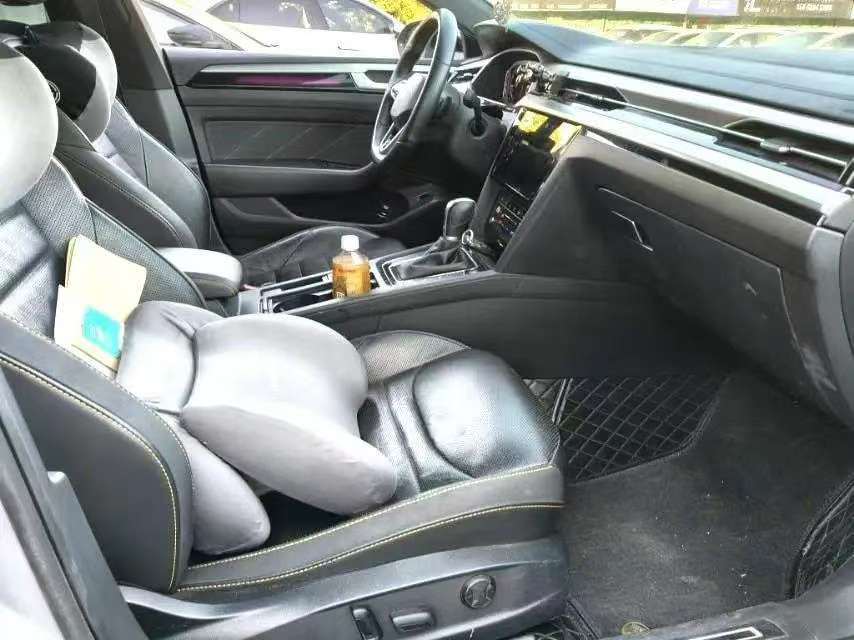 Volkswagen CC 2.0T 380TSI Dazzling Edition 6