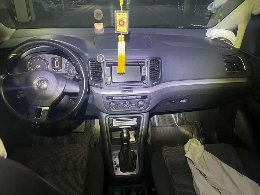 Volkswagen Sharan 1.8T Automatic 3