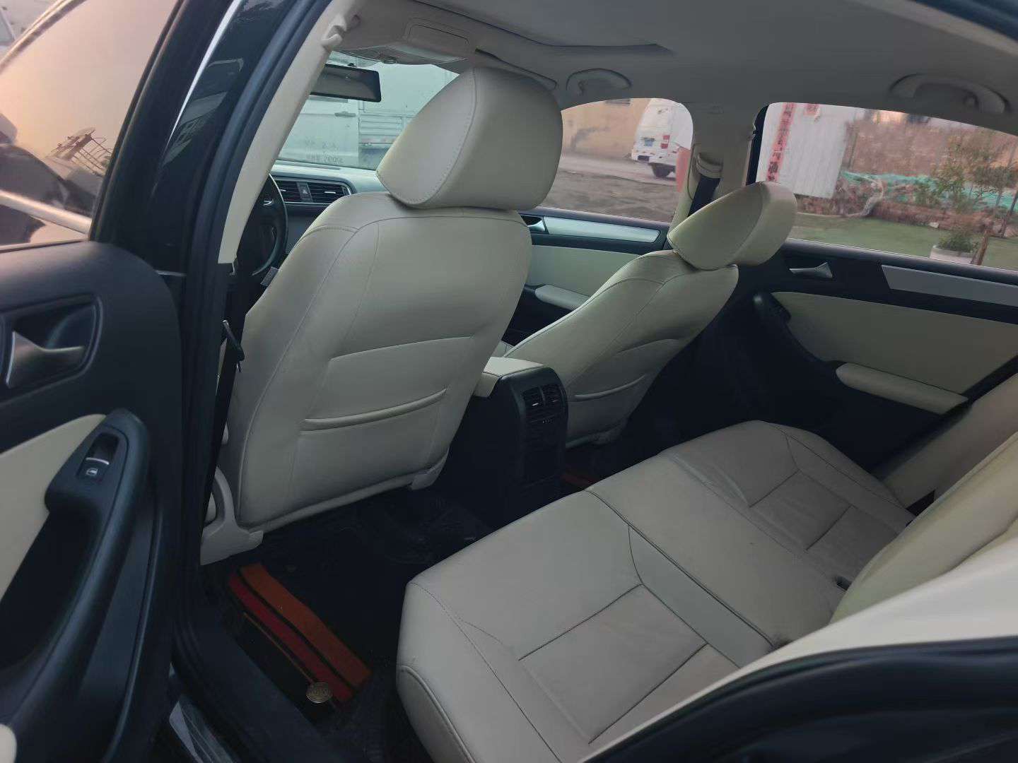 Volkswagen Sagitar 2015 1.6L 7