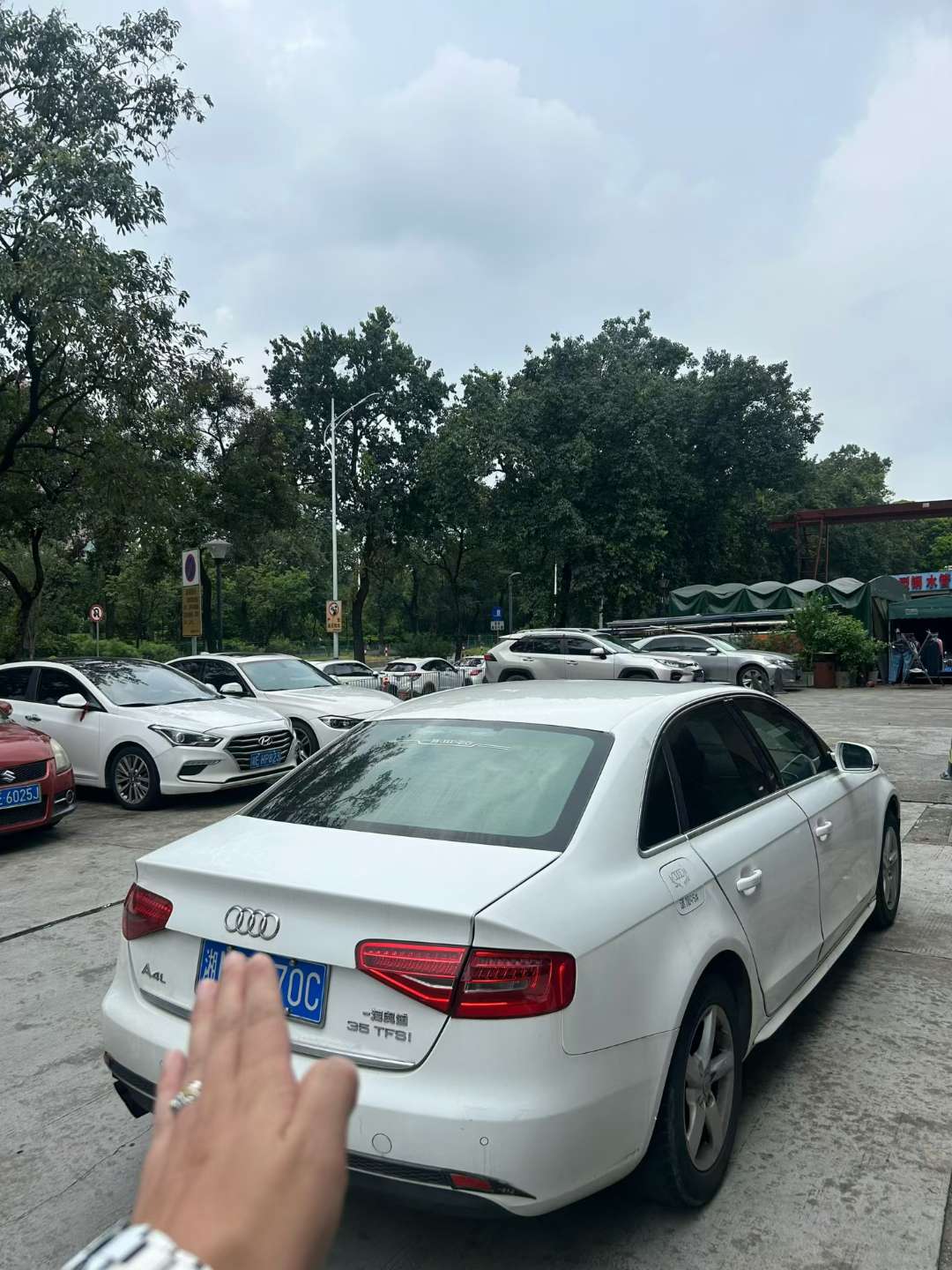 Audi A4L 35TFSI Standard 4