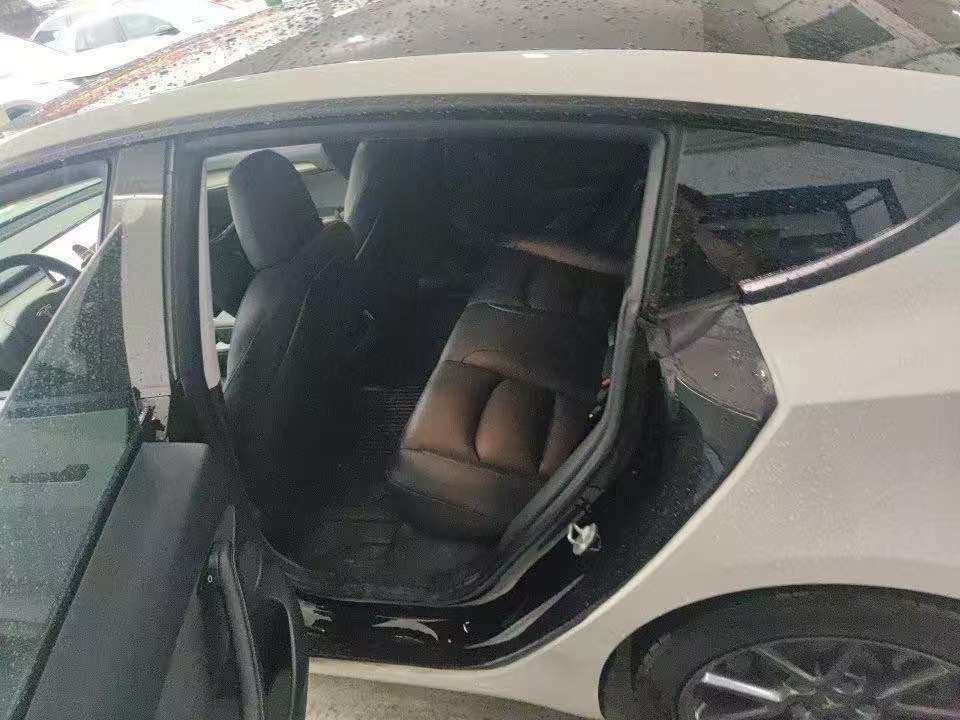 Tesla Model 3 Model 3 Rear-Wheel Drive 6