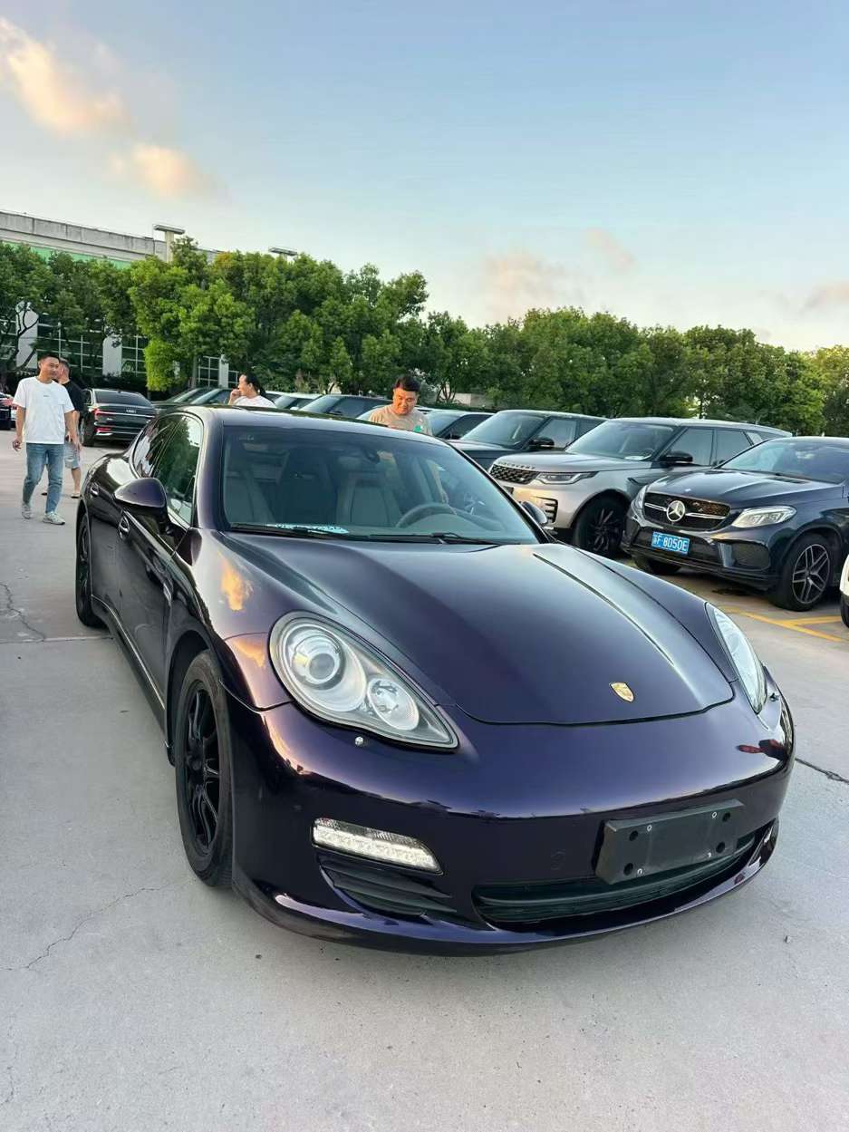 Porsche Panamera 3.6L Automatic