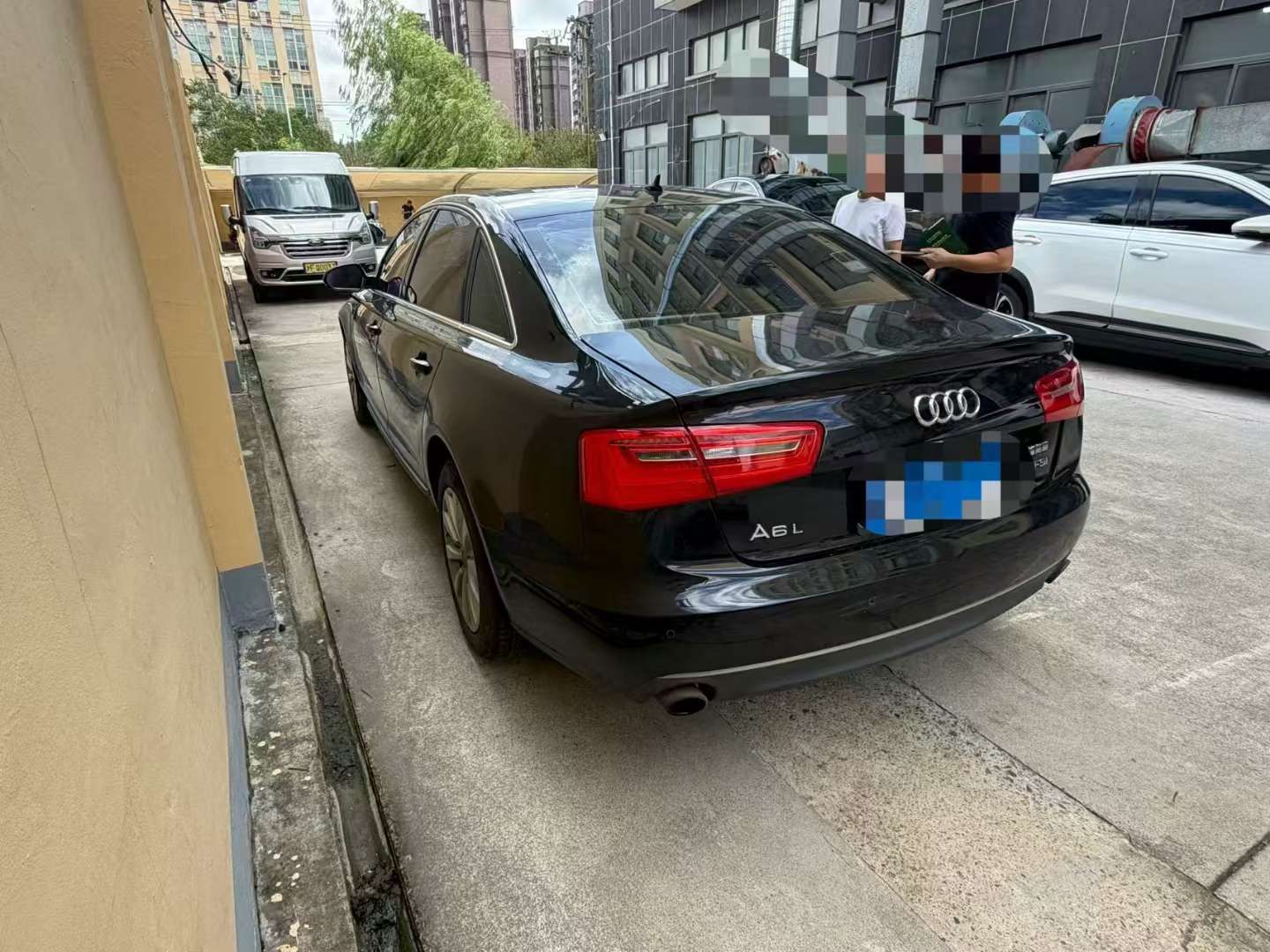Audi A6L 2.5 Comfort 2