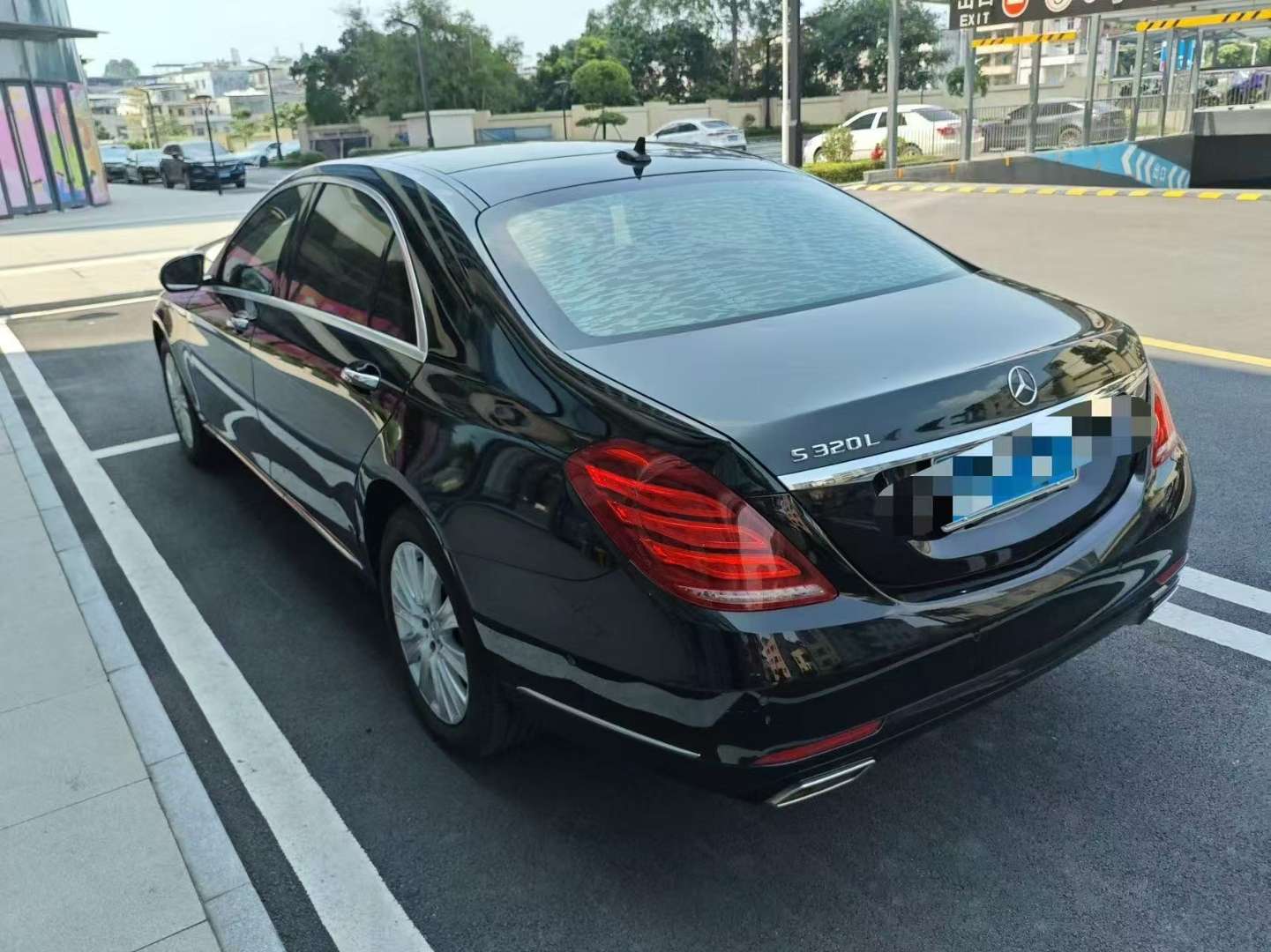 Mercedes-Benz S-Class 2014 S320L Business Edition 4