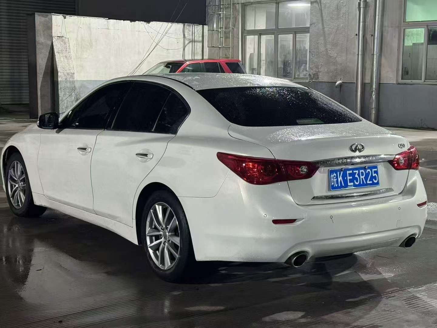 Infiniti Q50L 5
