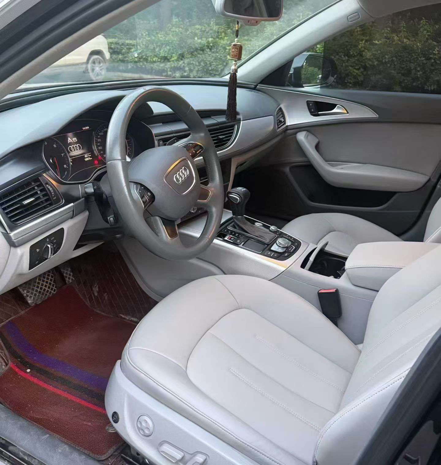 Audi A6 2.0T Automatic with Sunroof 4