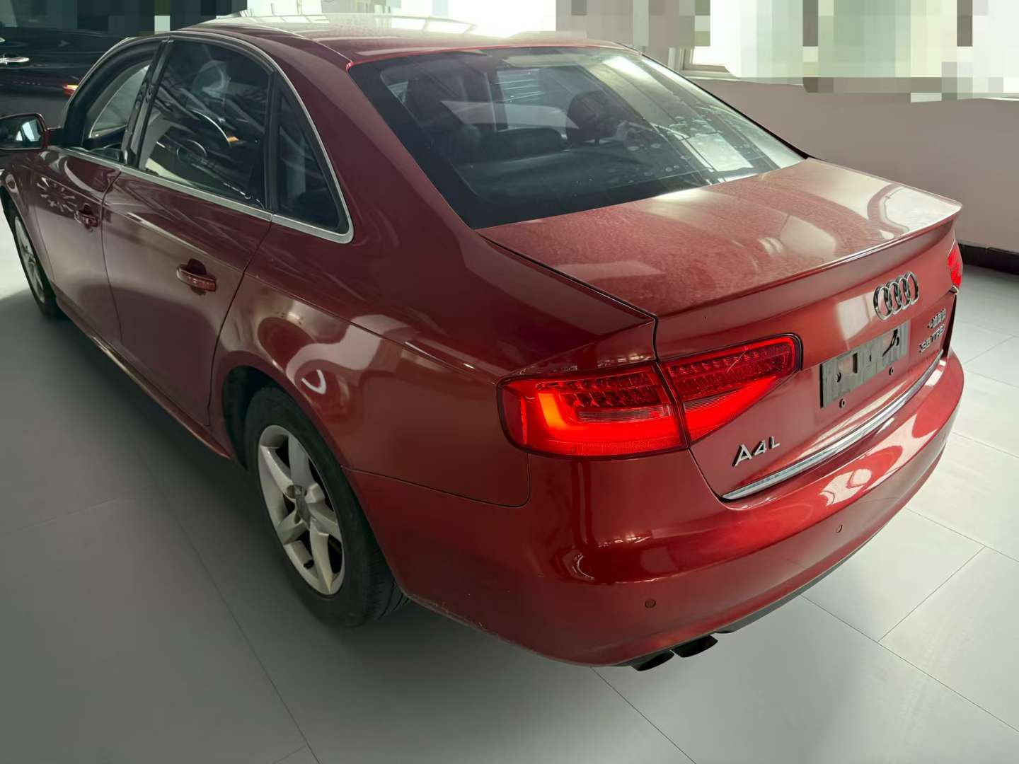 Audi A4L 5