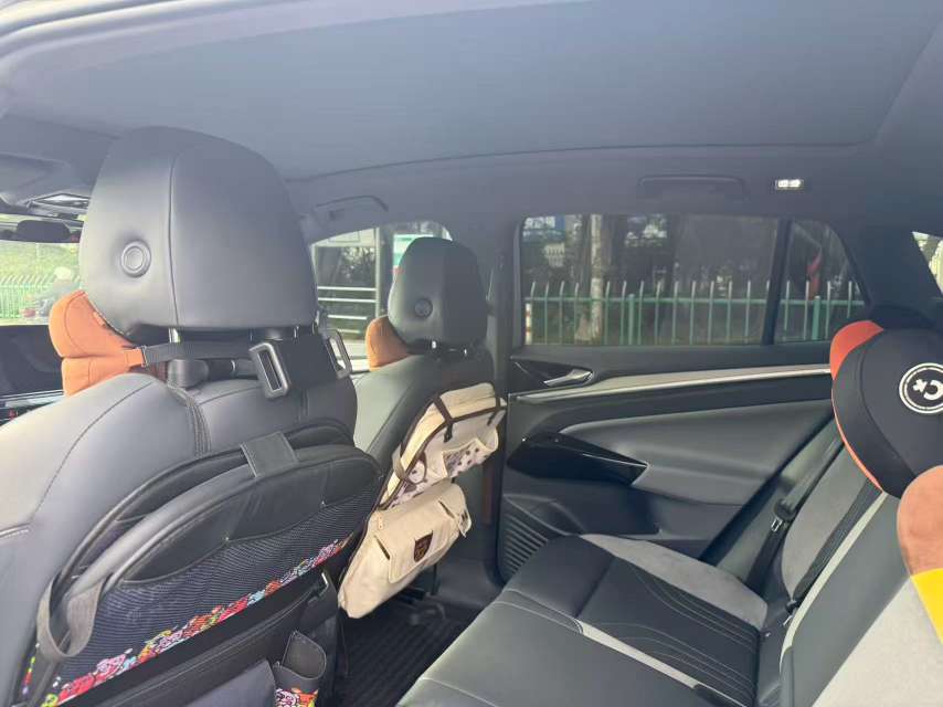 Volkswagen ID4 Long Range Litepro 4