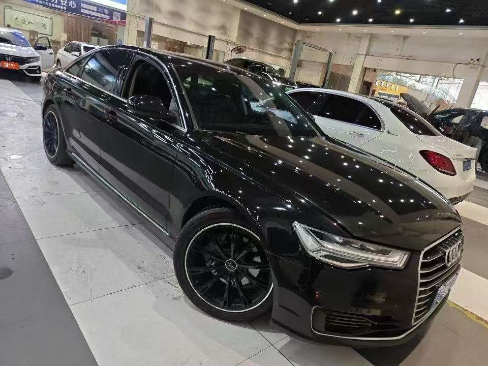 Audi A6L 30th Anniversary TFSI Progressive 1.8T 2