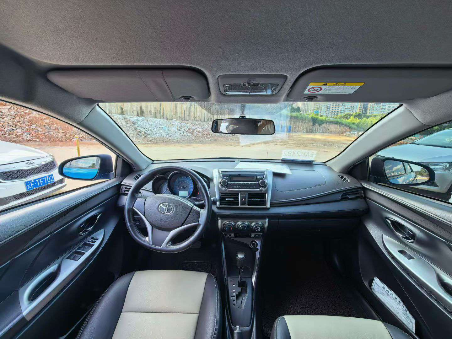 Toyota Yaris 6