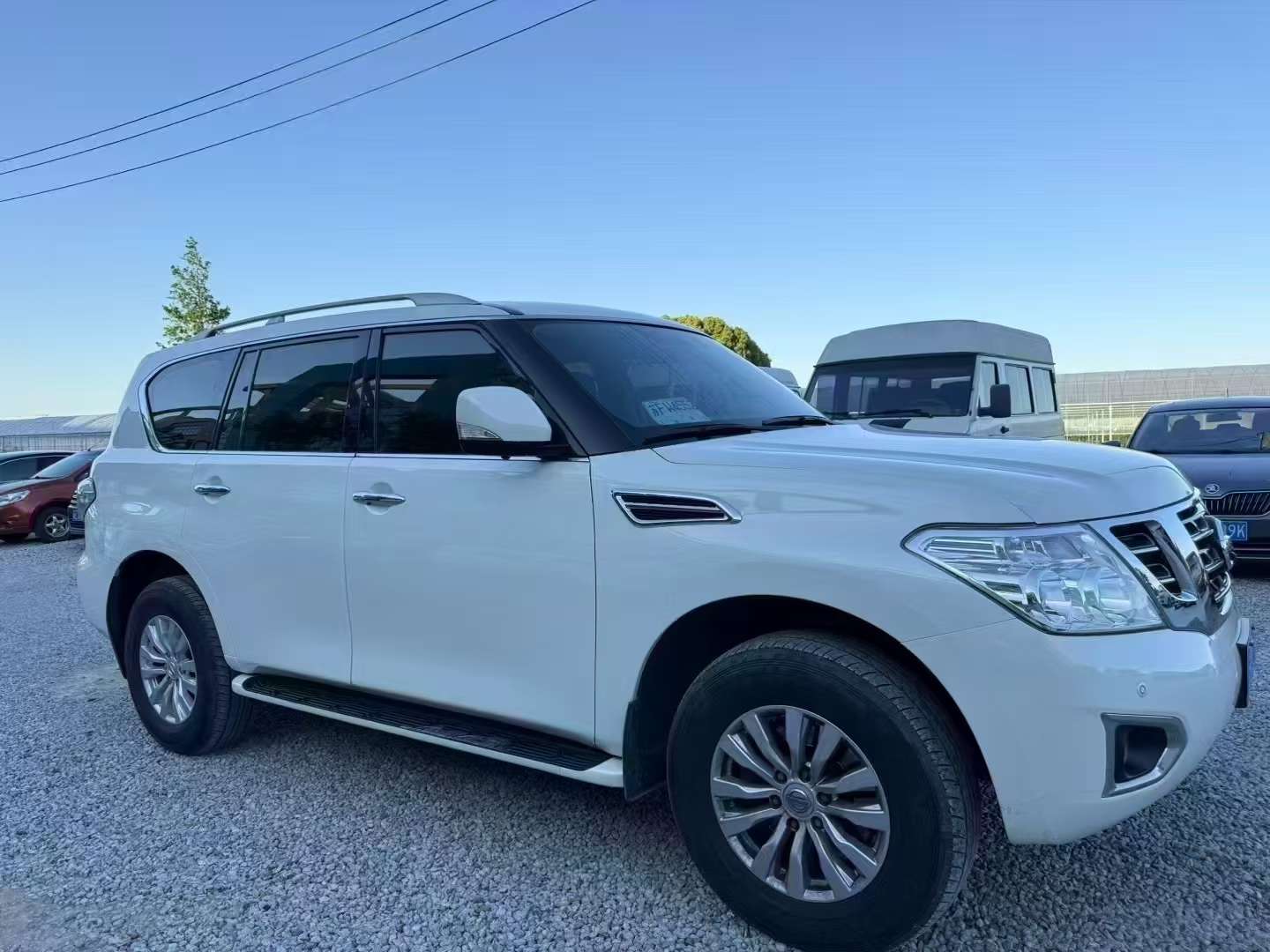 Nissan Patrol 4.0L Middle East SE Version 3