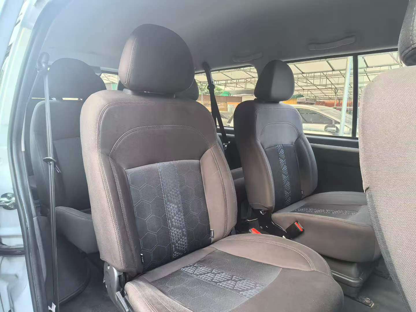 Dongfeng Fengxing M5EV 2025 Pure Electric Passenger 9-Seater 8