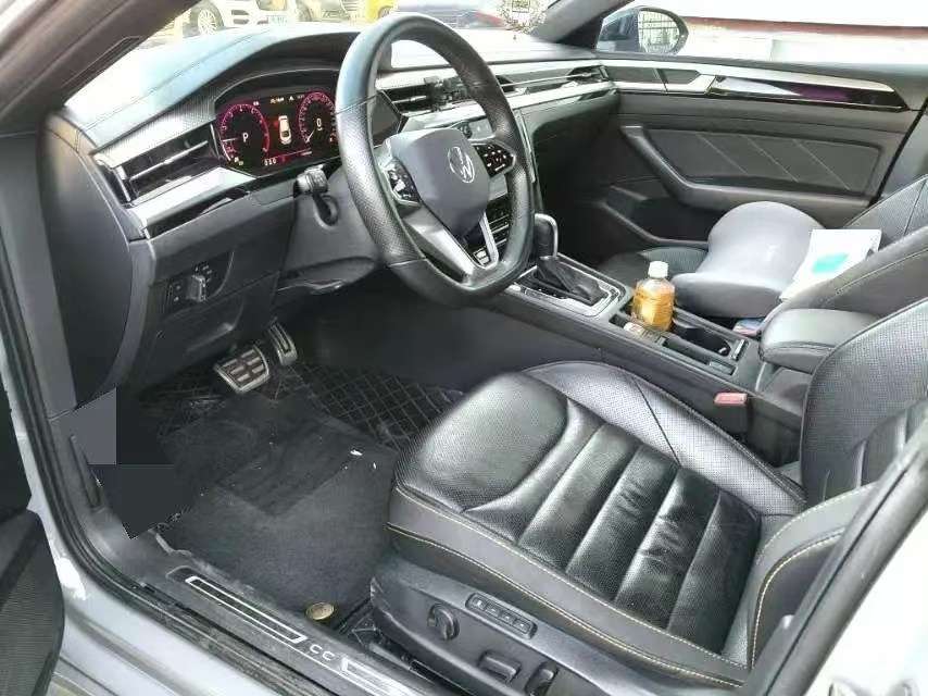 Volkswagen CC 2.0T 380TSI Dazzling Edition 7