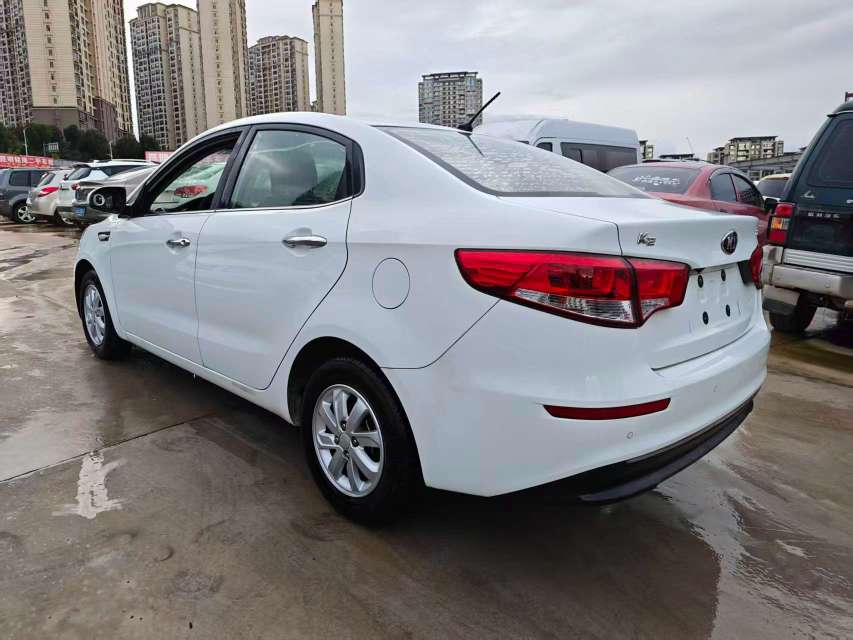 Kia K2 5