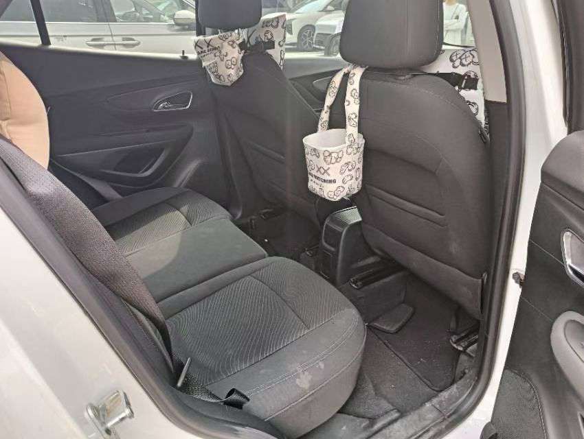 Buick Encore 6