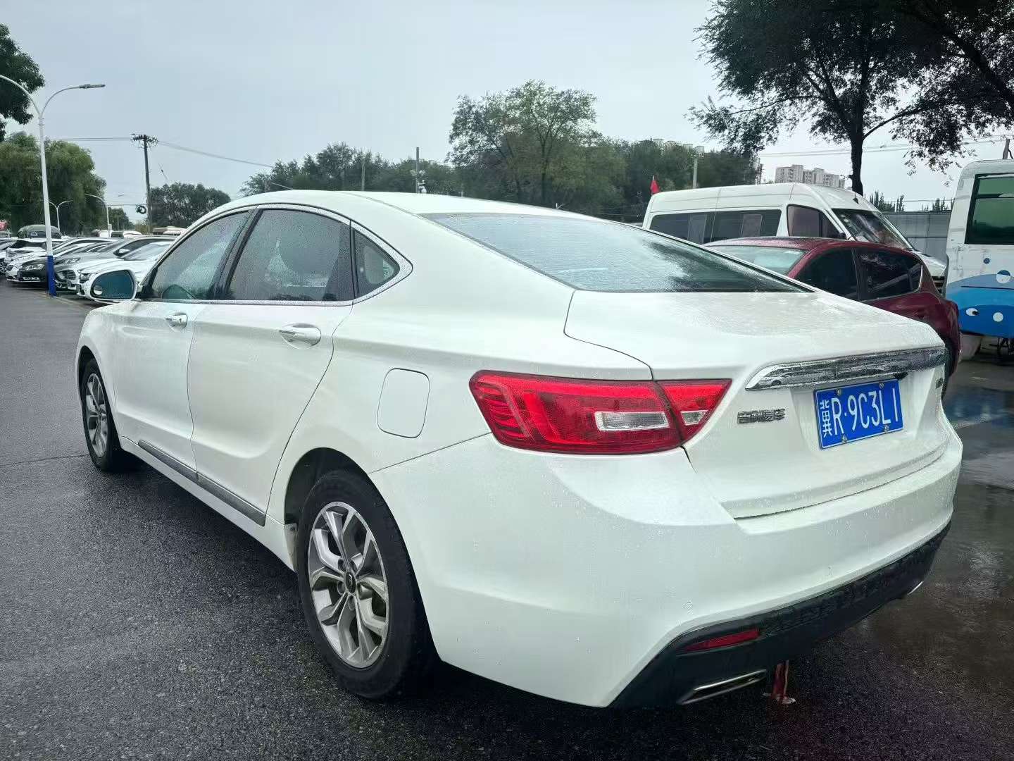 Geely Borui 2.4L Automatic Sunroof 5