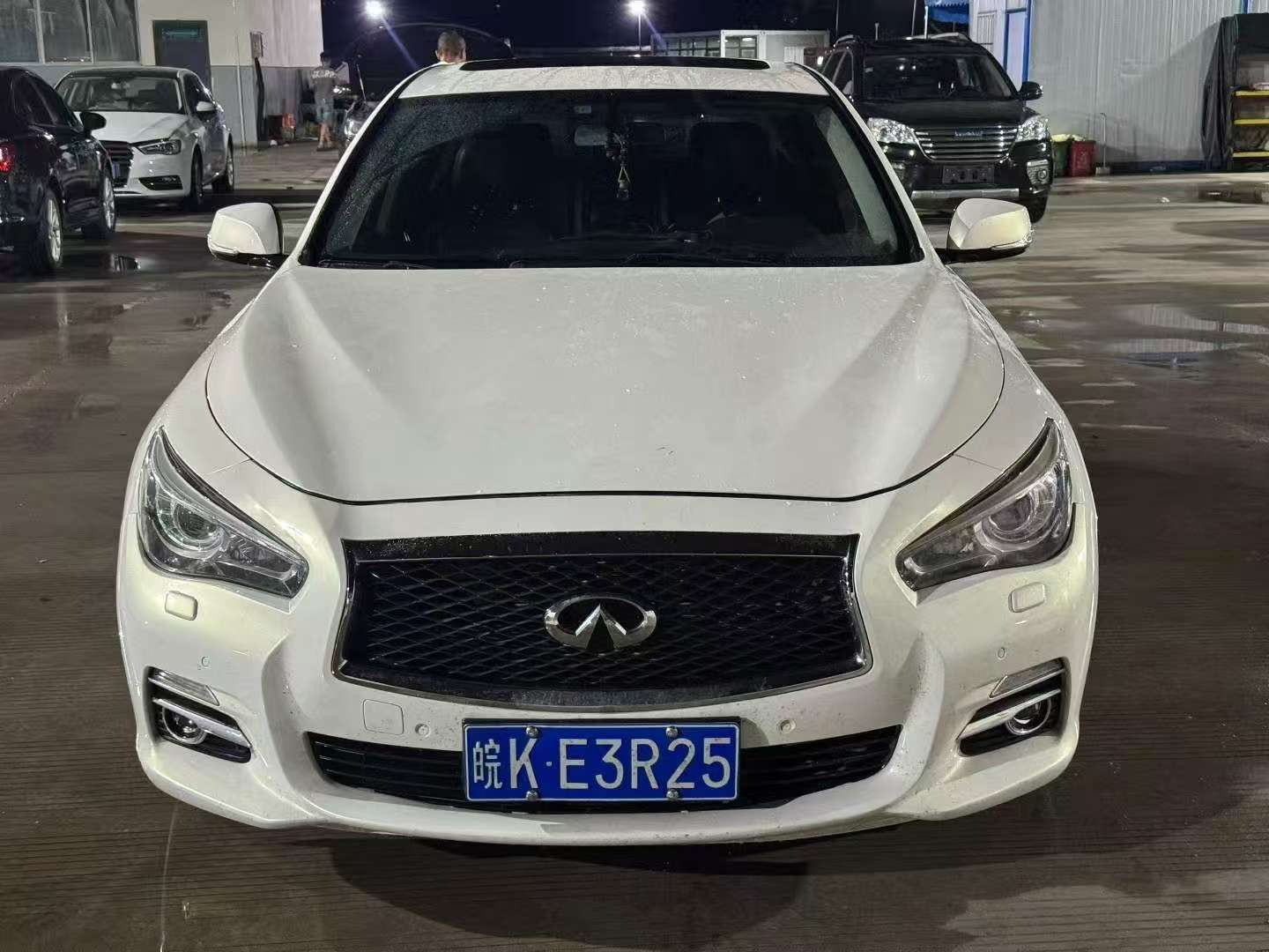 Infiniti Q50L