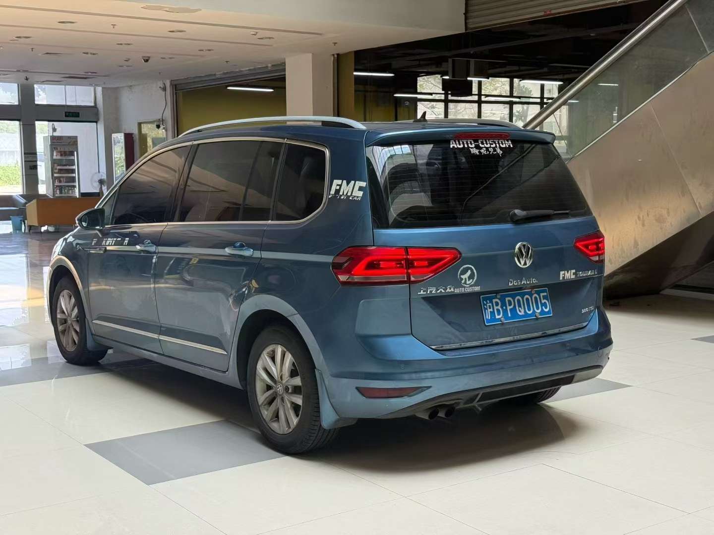Volkswagen Touran L 6