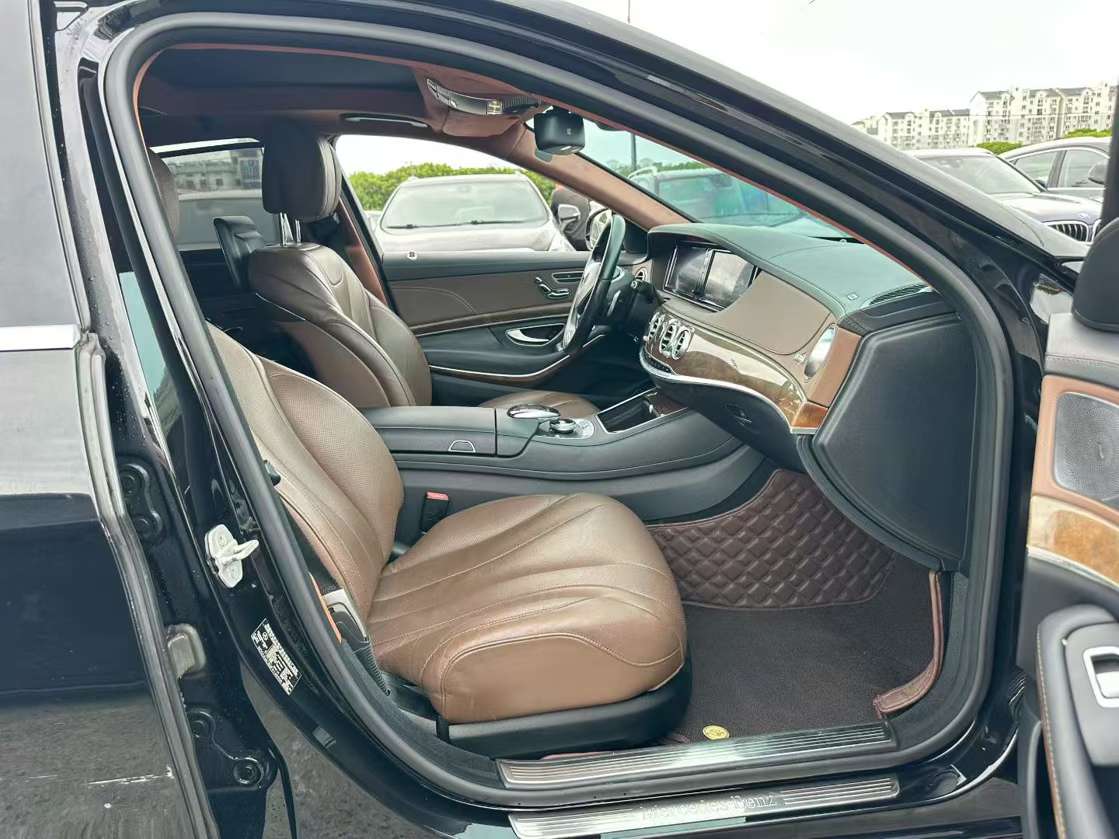 Mercedes-Benz S-Class S320L 9