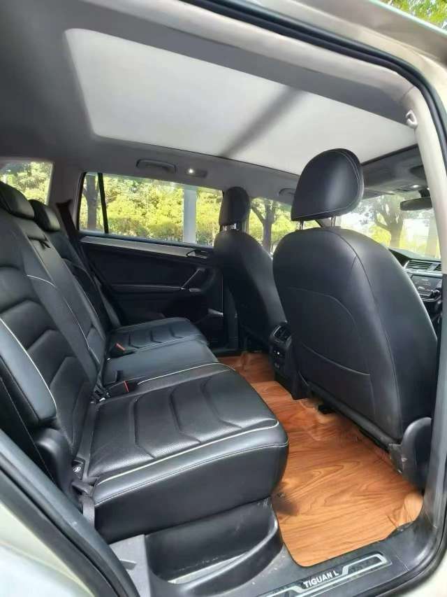 Volkswagen Tiguan L 6