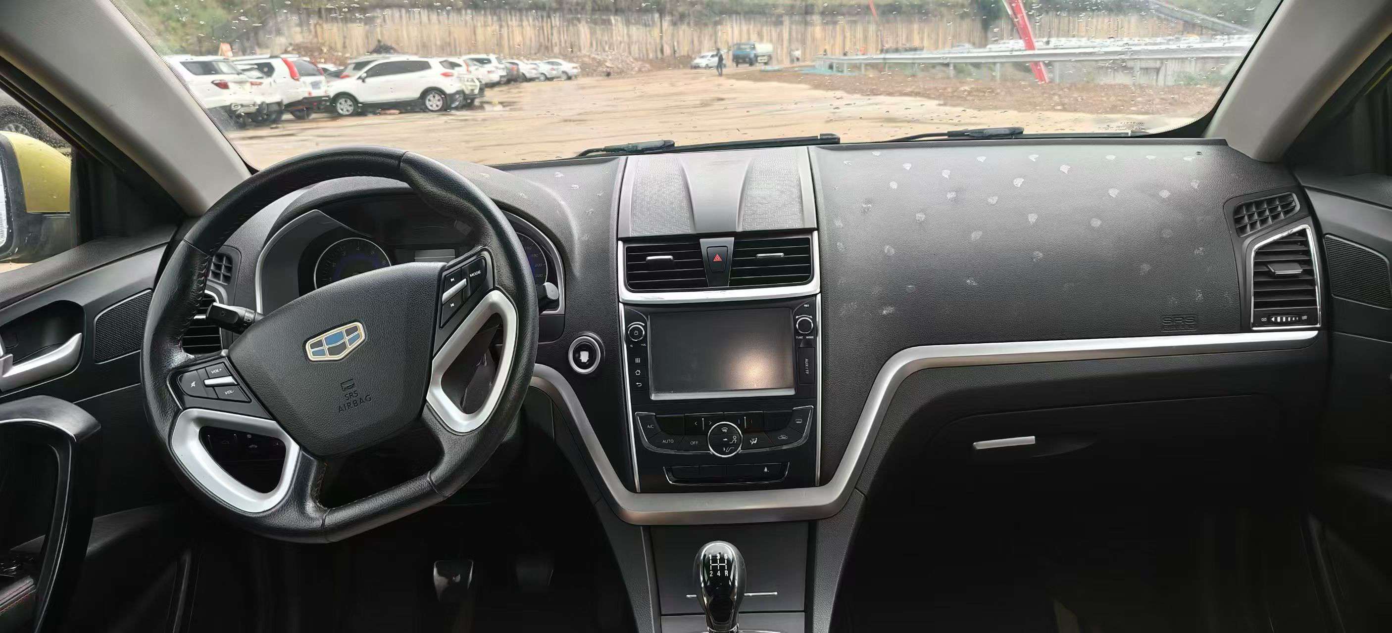 Geely Emgrand Manual 1.5 High Trim 8